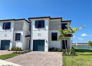 Building Photo - 10265 SW 231st Ln