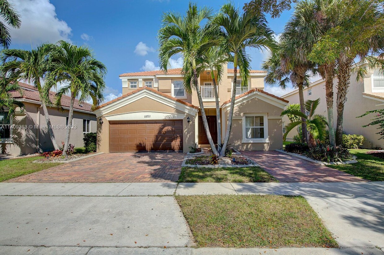 Foto principal - 15711 SW 53rd Ct