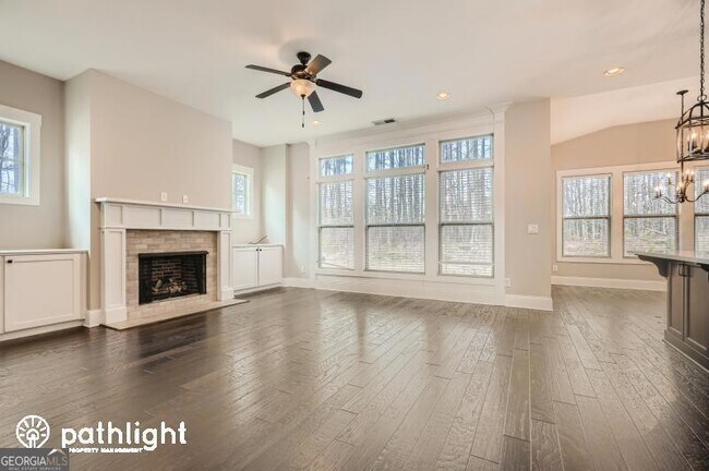Foto del edificio - 195 Park Haven Ln