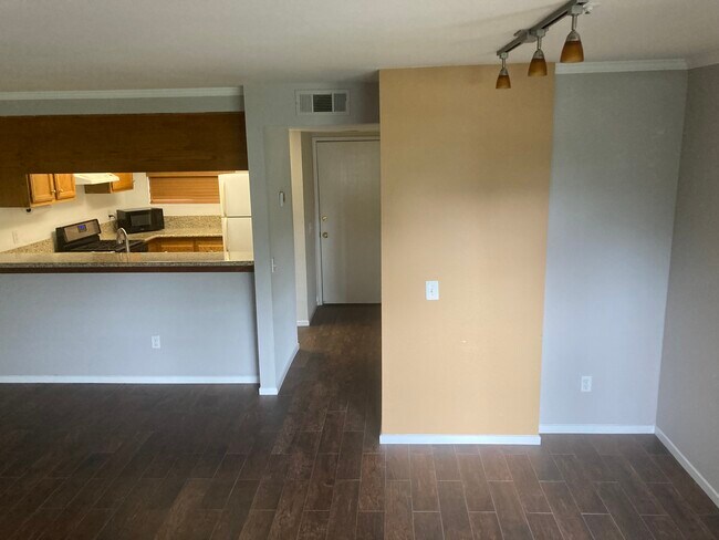 Foto del edificio - 550 Orange Ave