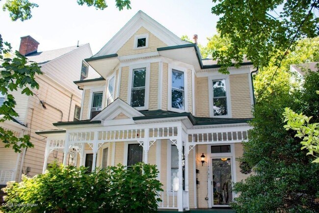 Foto del edificio - 1748 Frankfort Ave