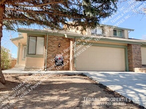 Building Photo - 8603 Redstone St