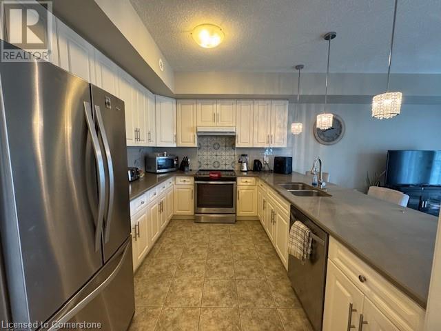 Photo du bâtiment - 1108 Fairway Rd N