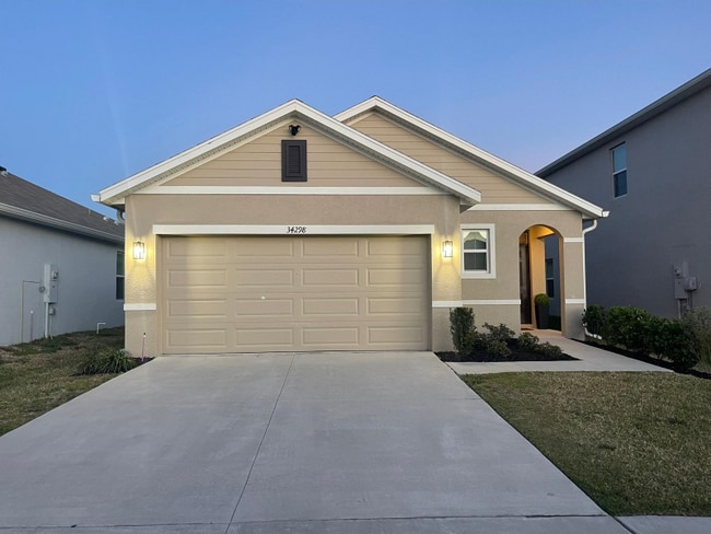 Building Photo - 34298 Jasper Stone Dr