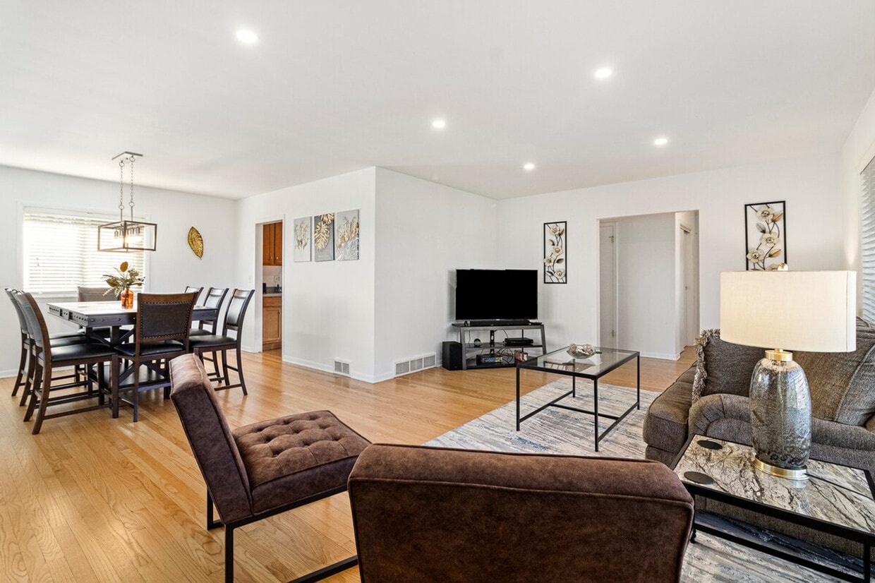 Foto principal - 1555 Orchard Rd