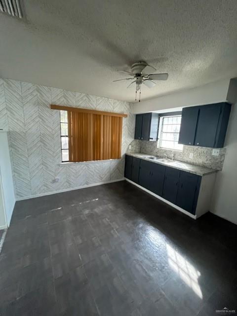 Foto del edificio - 8 E Martinez Ave