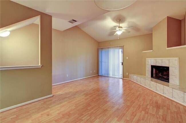 Building Photo - 3307 Speedway