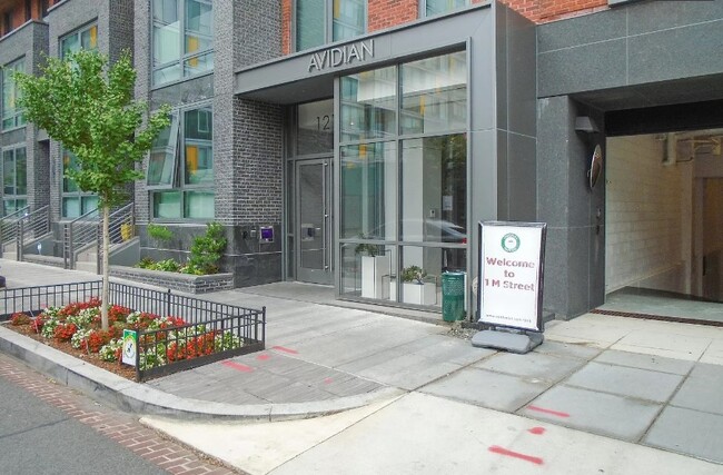 Foto del edificio - 1211 Van St SE