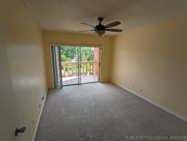 Building Photo - 1000 River Reach Dr