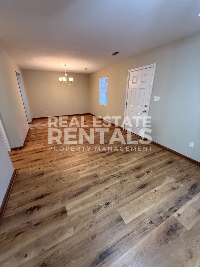 Foto del edificio - 1835 Elwyn Ave