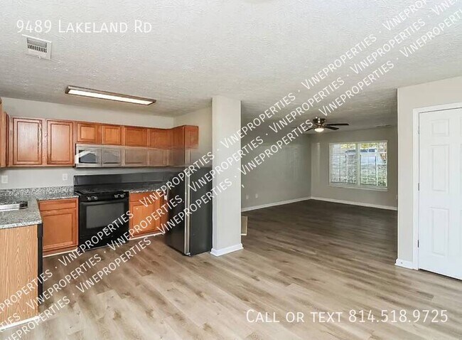 Foto del edificio - 9489 Lakeland Rd