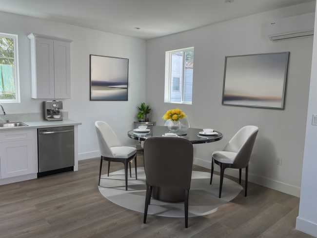 KITCHEN AREA STAGED - 412 N Orange Grove Ave