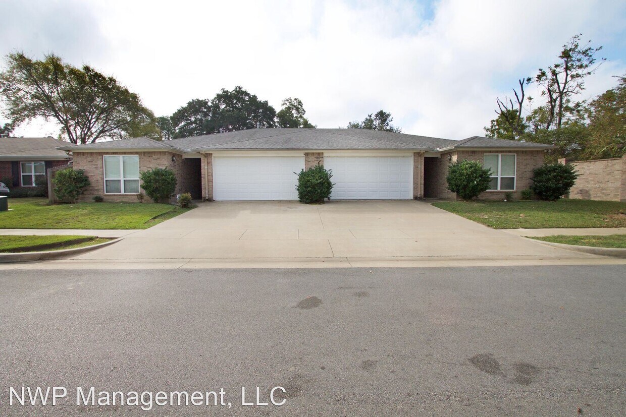 Primary Photo - 3 br, 2 bath House - 12589 Kara Lynn Pl.