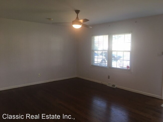 Building Photo - 3 br, 1.5 bath House - 1748 Wyatt Parkway