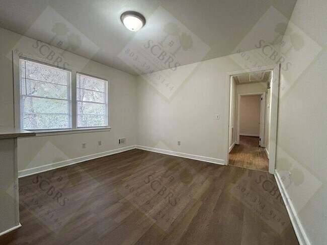 Foto del edificio - 2915 N Beltline Blvd