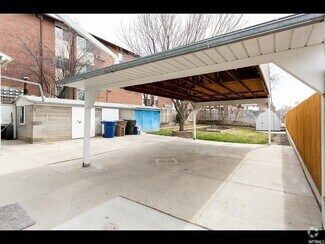 Building Photo - 253 W 600 N