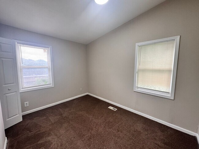 Foto del edificio - “The Rental Everyone’s Searching For — You...