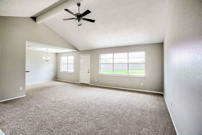 Building Photo - 4 br, 2 bath House - 11827 Winter Park St