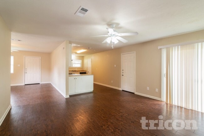 Building Photo - 5234 Jorns St