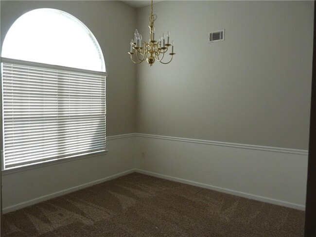 Building Photo - 3690 Crescent Walk Ln NE