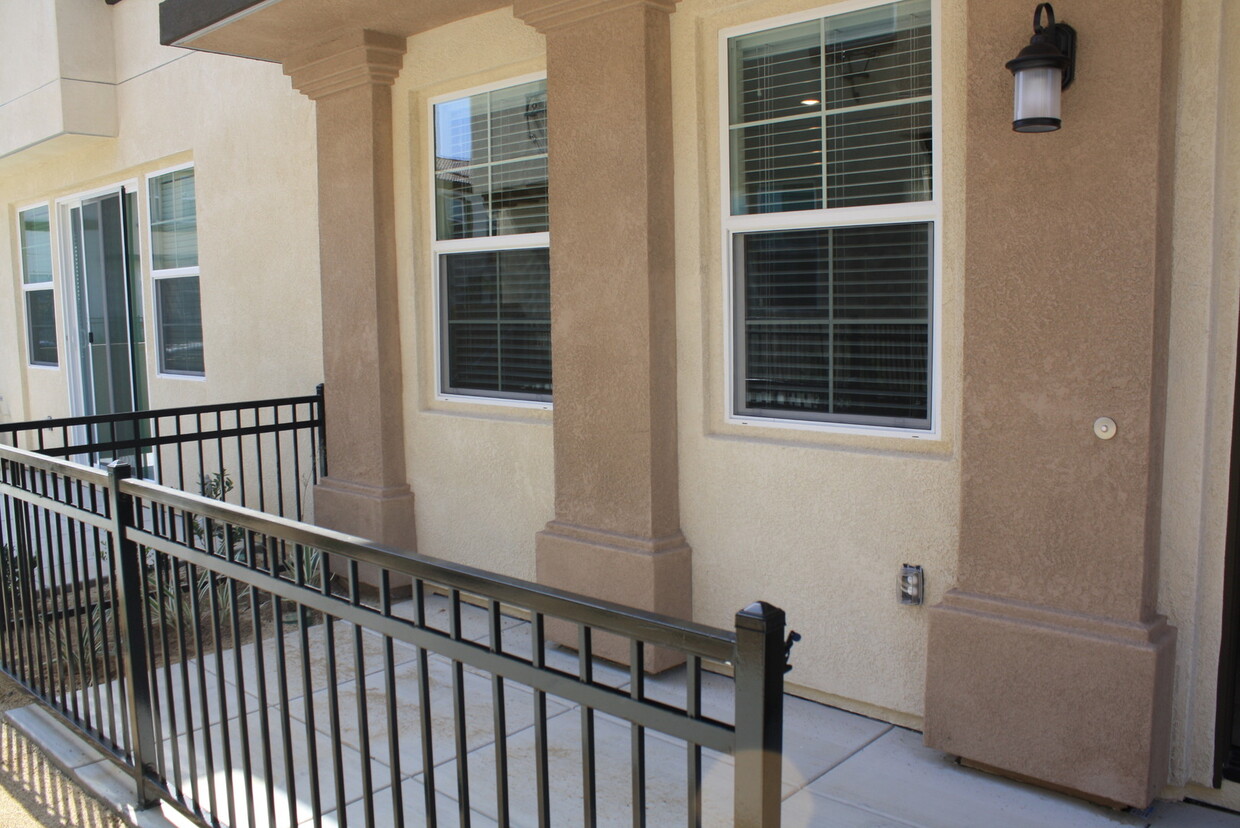 Foto principal - 3 Bedroom Condo in Arroyo Vista (Murrieta)...