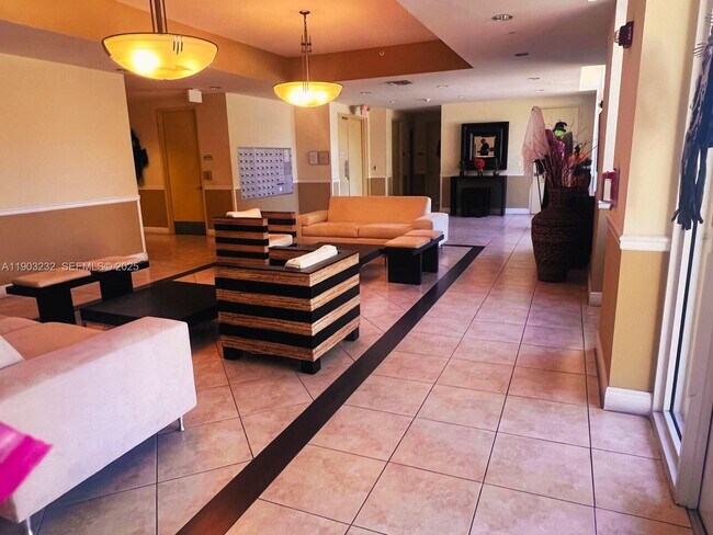 Foto del edificio - 2425 SW 27th Ave