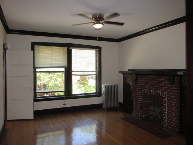 Building Photo - 1509 E 54th St