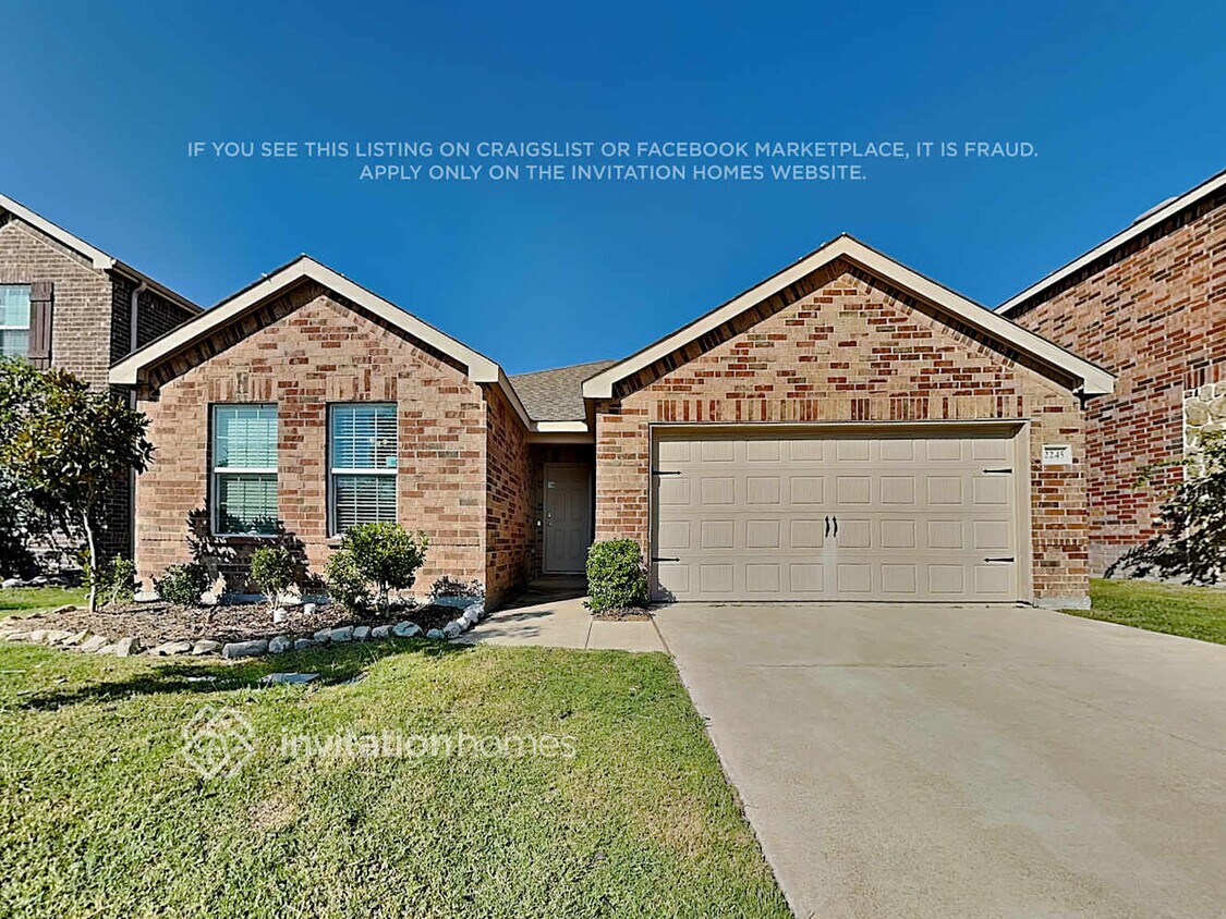Foto principal - 2245 Heaton St