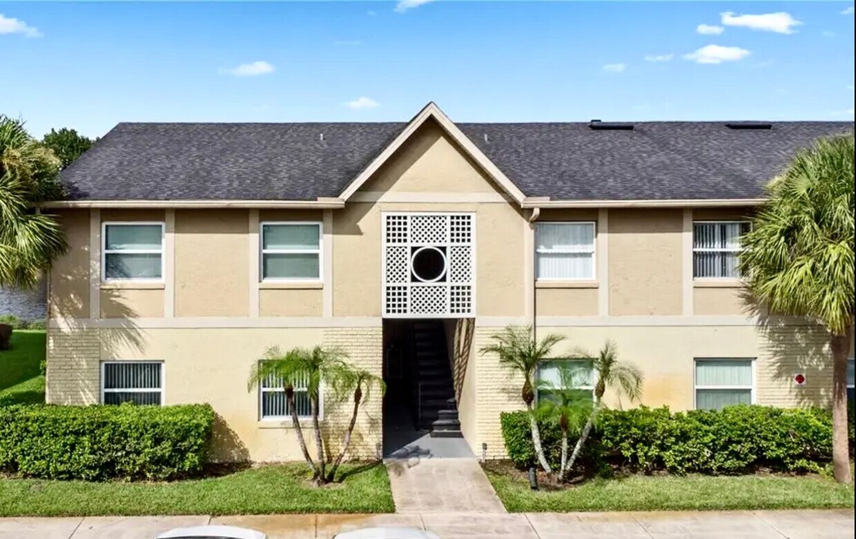 Be home for the Holidays at this perfectly... Condo for Rent in