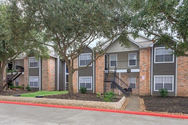 Foto del edificio - 1 br, 1 bath Condo - 4545 Louetta RD Flat ...