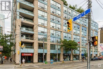 Building Photo - 92-492 King St E