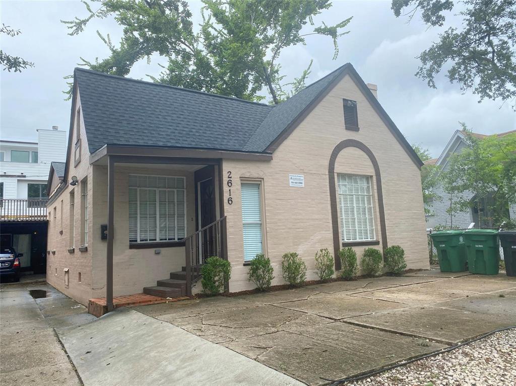 Primary Photo - 2616 Greenbriar Dr