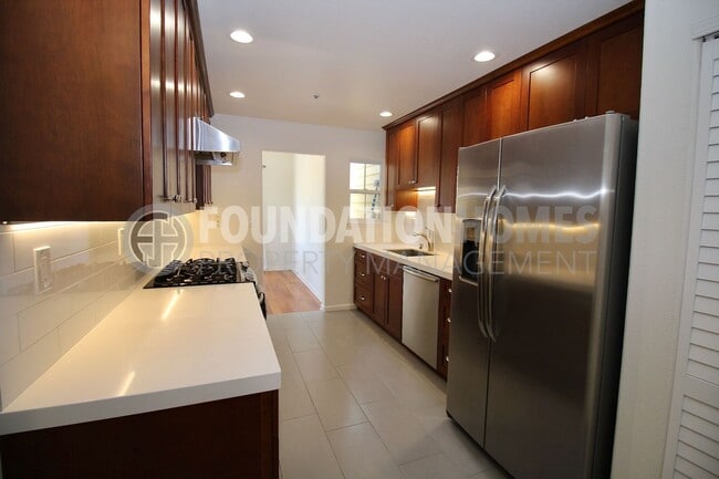 Photo - Bright Renovated 2BD/2.5BA Near China Camp... House