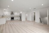 Foto principal - 637 N Kingsley Dr
