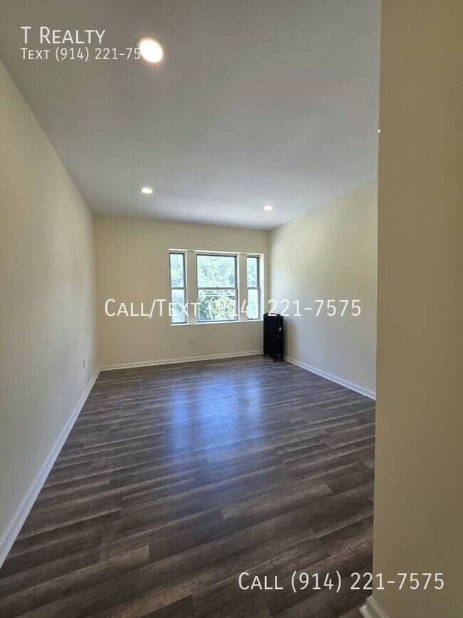 Foto del edificio - 369 Warburton Ave