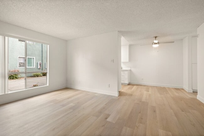 Building Photo - Terre at Mollison