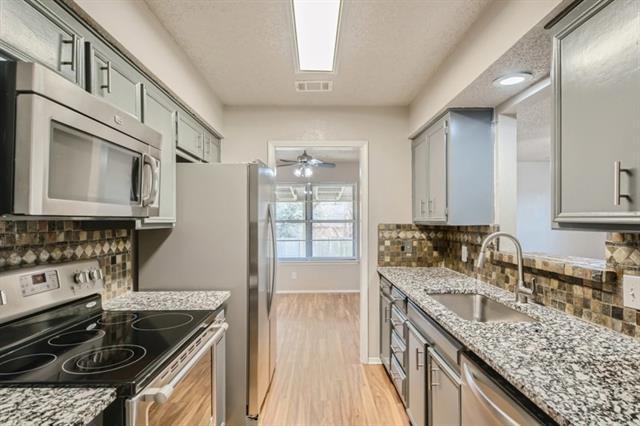 Building Photo - 2310 Stockbridge Ct