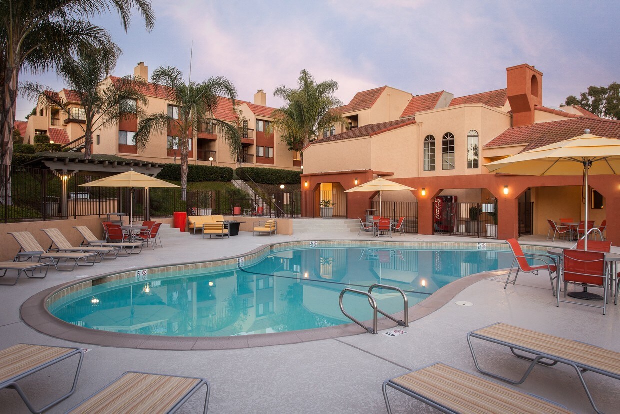 Eucalyptus Grove Apartments | Luxury Apartments in Chula Vista