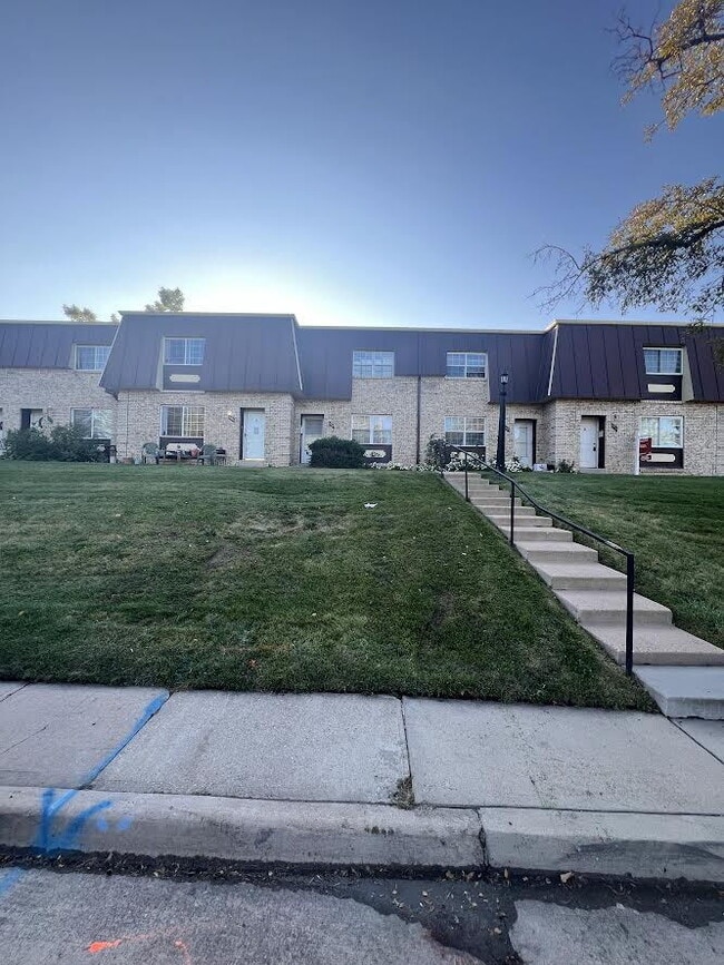 Building Photo - 5681 S Lowell Blvd