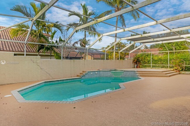 Foto del edificio - 4841 NW 104th Ln