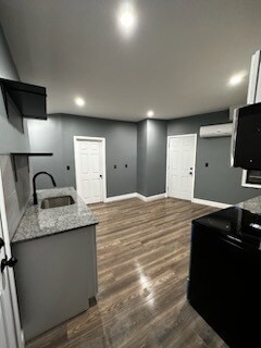 Building Photo - 130 Millbury St