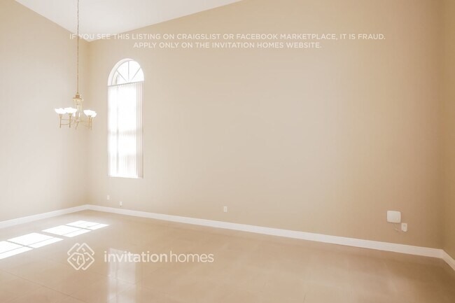 Foto del edificio - 16449 SW 95th St