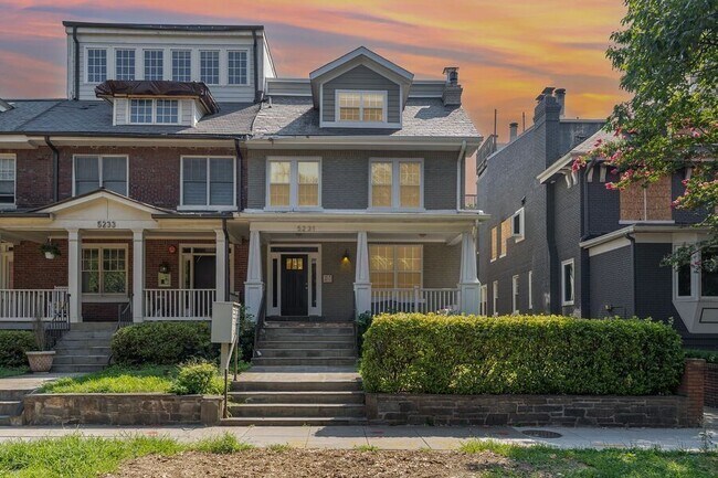 Foto del edificio - 5231 Connecticut Ave NW