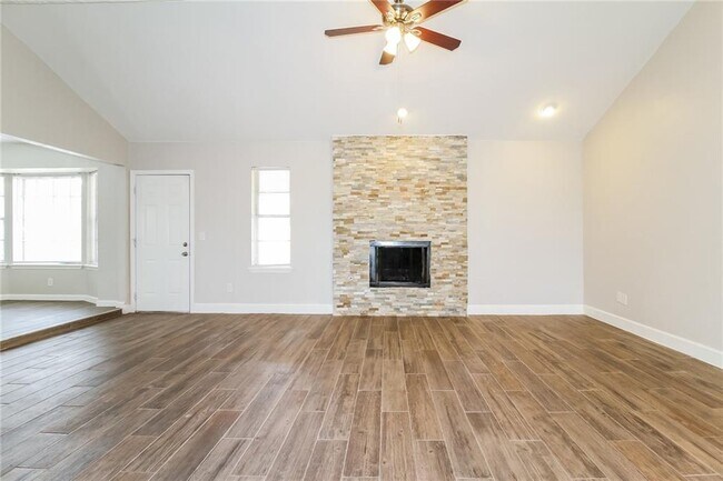 Building Photo - 2613 SW 90th St