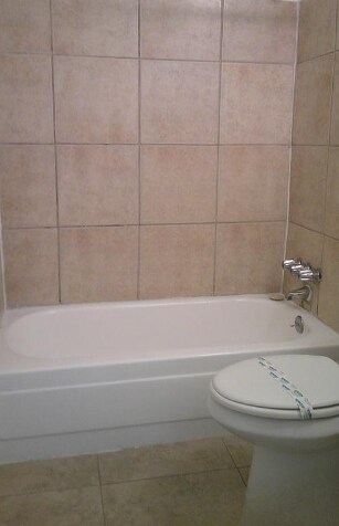 Foto del edificio - 6560 E Barrow St