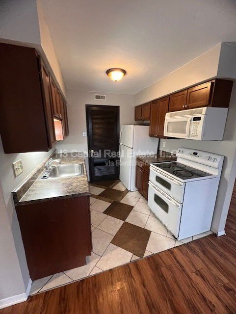 Foto del edificio - 23 Kensington Heights Rd