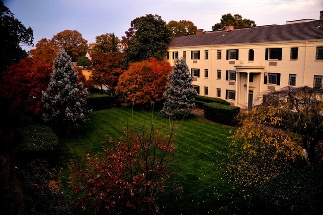 Building Photo - 1BR Apartment at Grosvenor Gardens