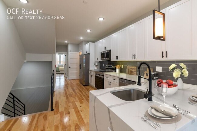 Foto del edificio - Bi-level Norris Square Apartment