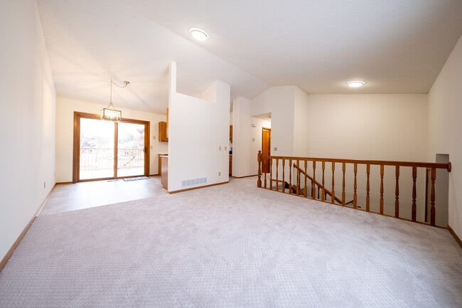 Foto del edificio - 3655 Falcon Way