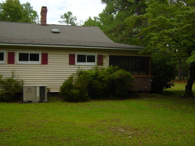 Building Photo - 155 S Cherry St